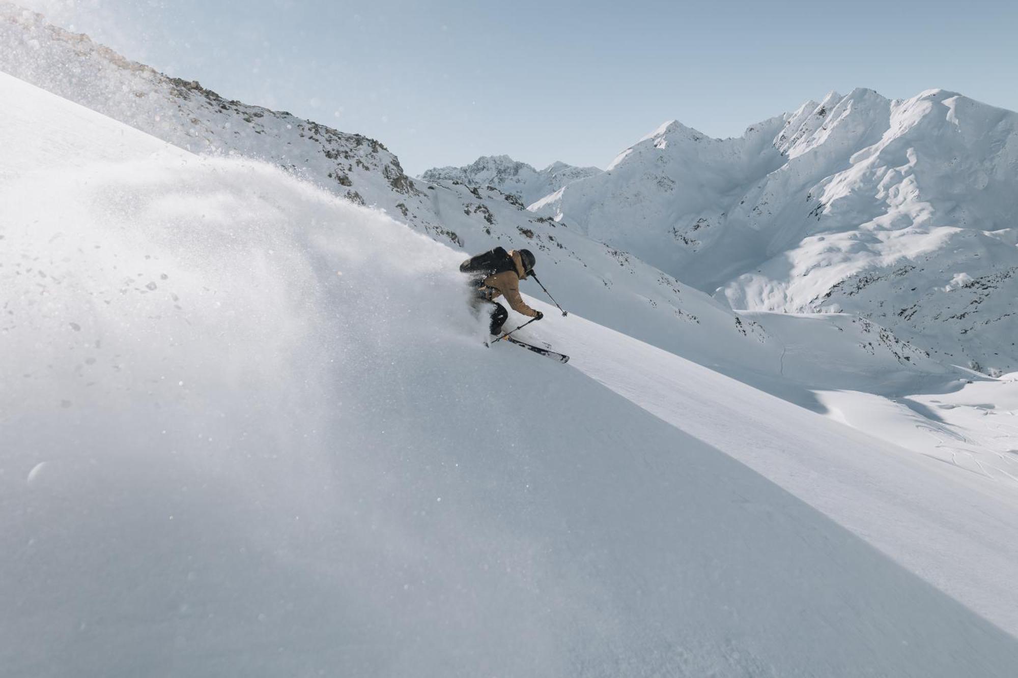 Hotel Pettneuerhof Pettneu am Arlberg Bagian luar foto